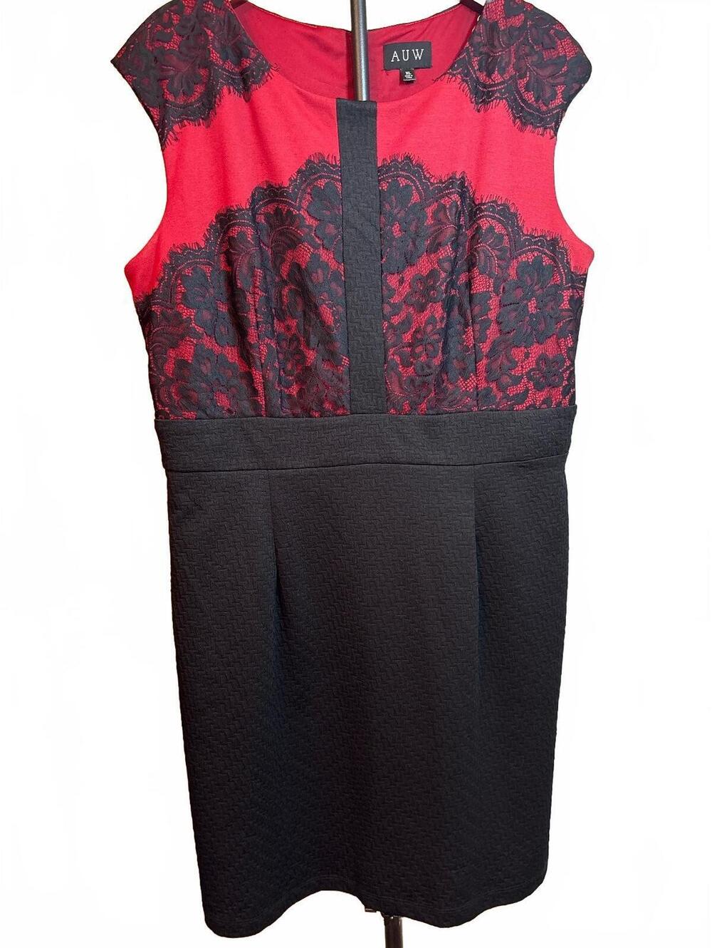 Red and black lace dress XL